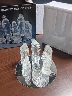 Glass Nativity 7 Pc. Set on Mirror Vintage 4" Tall